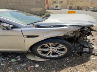 فورد تورس
